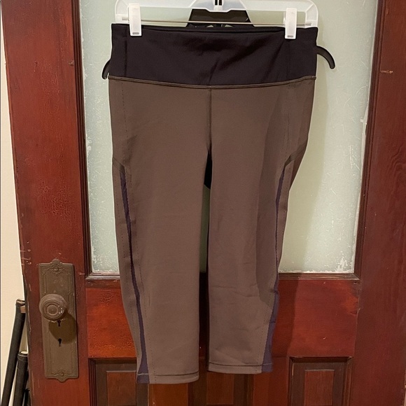 lululemon athletica Pants - Lululemon Olive Green and Black Cropped Leggings